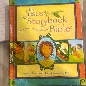 The Jesus storybook Bible 351 pages